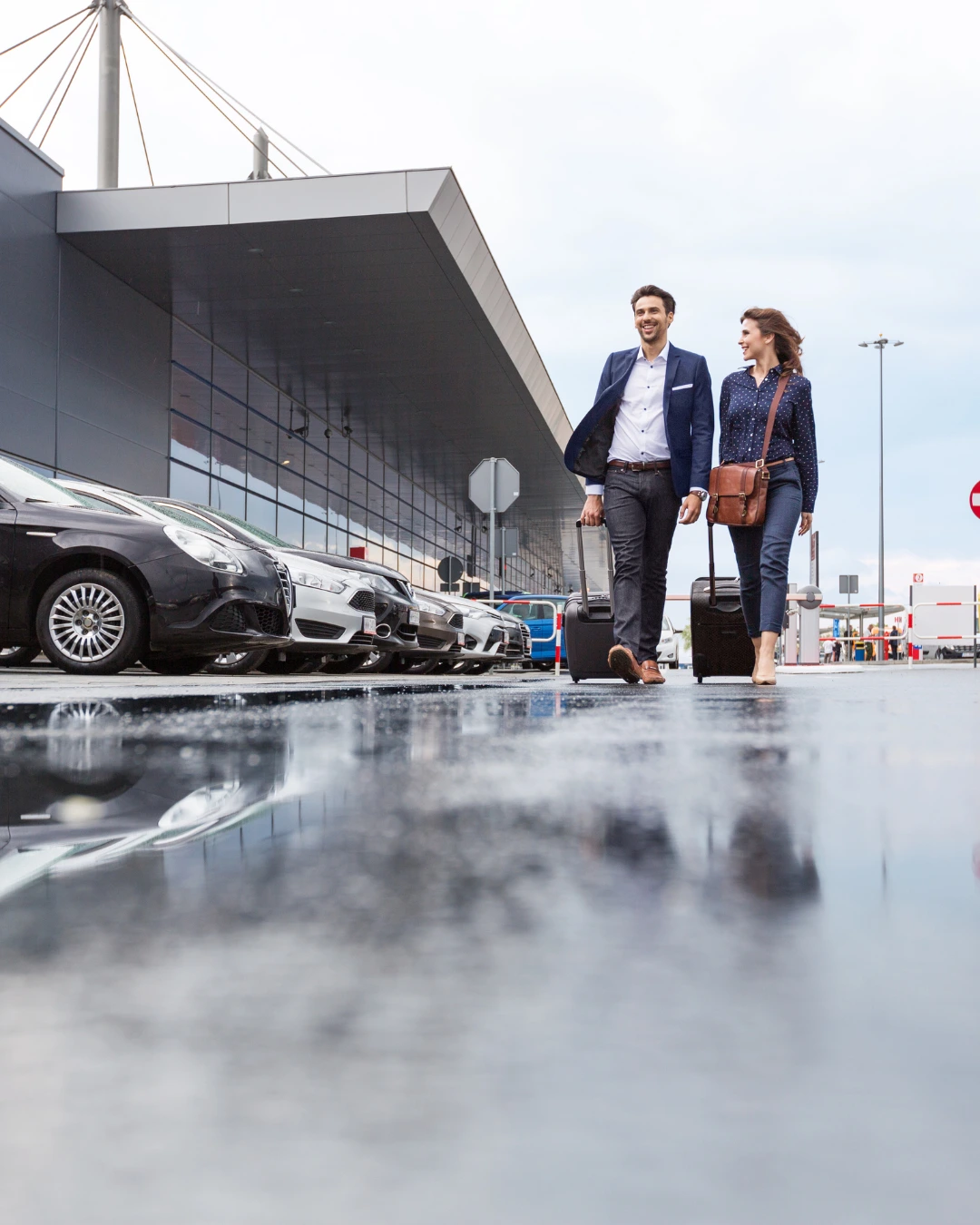 About South Addiscombe to Luton Airport Taxi Service